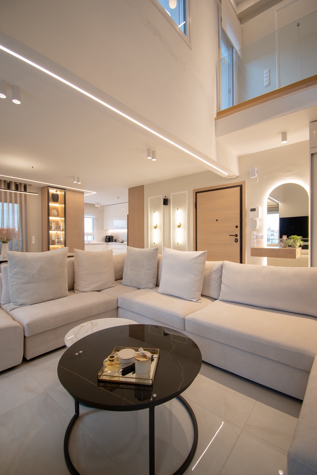 IMG-d8350d9a1a965d797272c9c8957d9de6-V