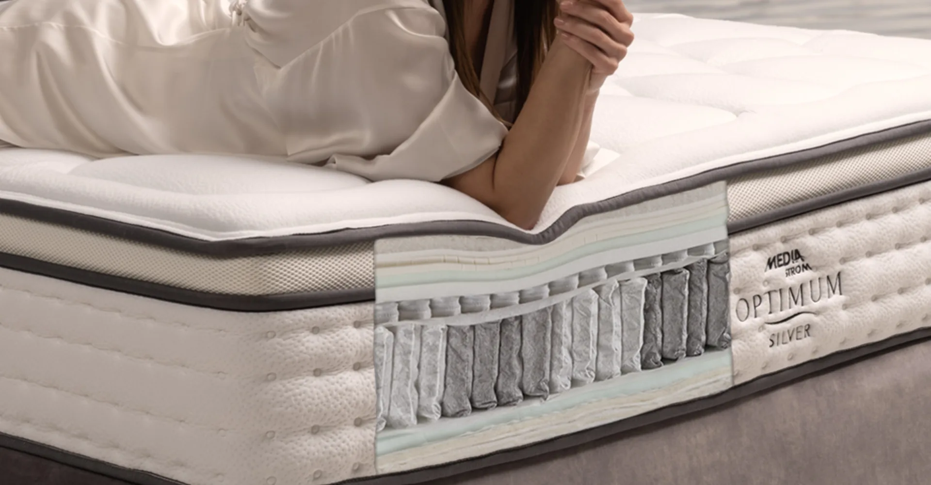 6638b_new-tomi-copy-silver-white-jpg